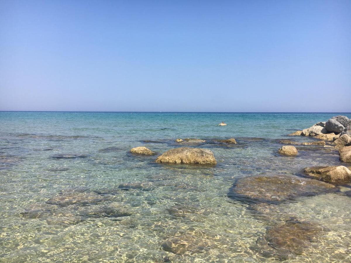 Villa del Falso Pepe Avola Esterno foto